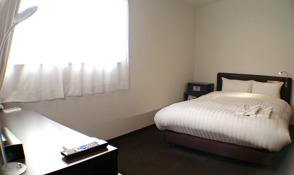 Akasaka Crystal Hotel (Adults Only) โตเกียว ภายนอก รูปภาพ
