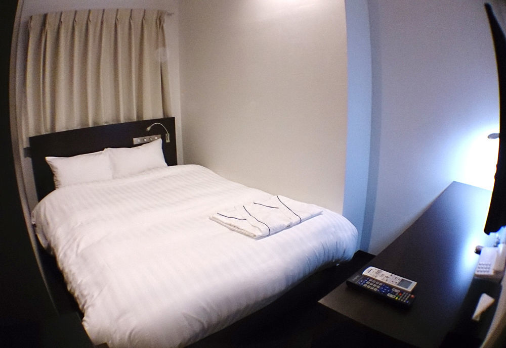 Akasaka Crystal Hotel (Adults Only) โตเกียว ภายนอก รูปภาพ